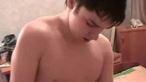 Разбудил свою русскую мамку и трахнул как следует